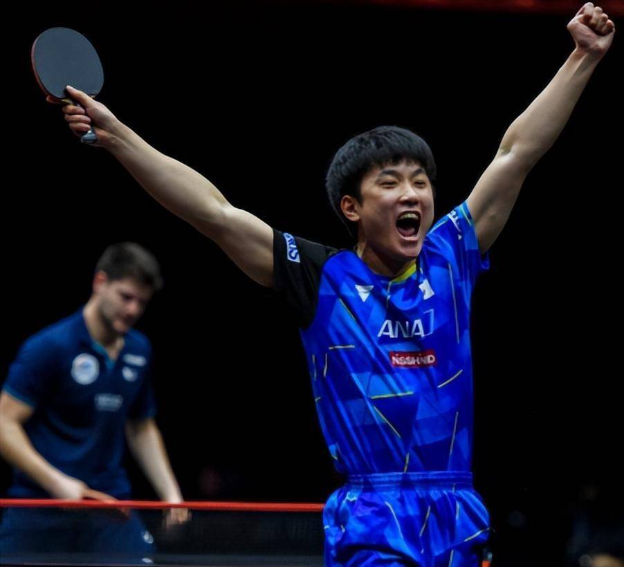 包含赛地聚焦——葡超今夜热度飙升，费城76人队长鼓劲，球迷炸锅，赛程密集仍需轮换的词条